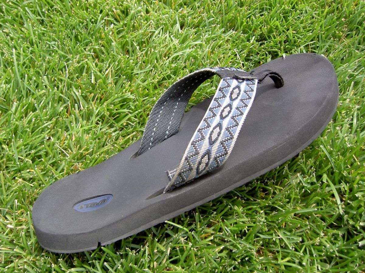 men's teva mush flip flops