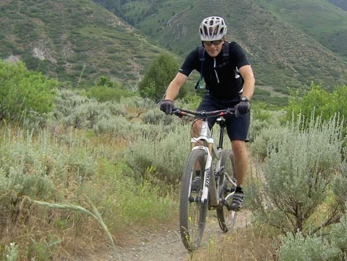 Jason Mitchell - Riding the Niner RIP 9 and Testing the Suunto M5