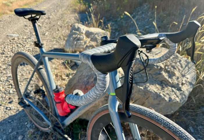 SRAM Rival eTap AXS Shifters