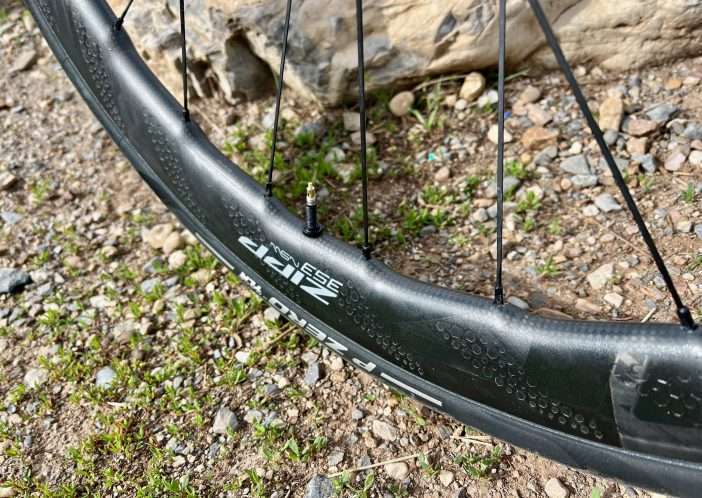 Zipp 353 NSW Tubeless Disc Brake Wheelset Review - Profile Details